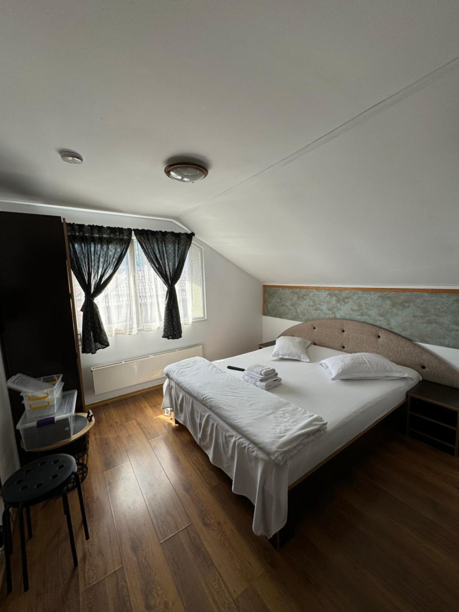 Casa David Hotel Buşteni Buitenkant foto