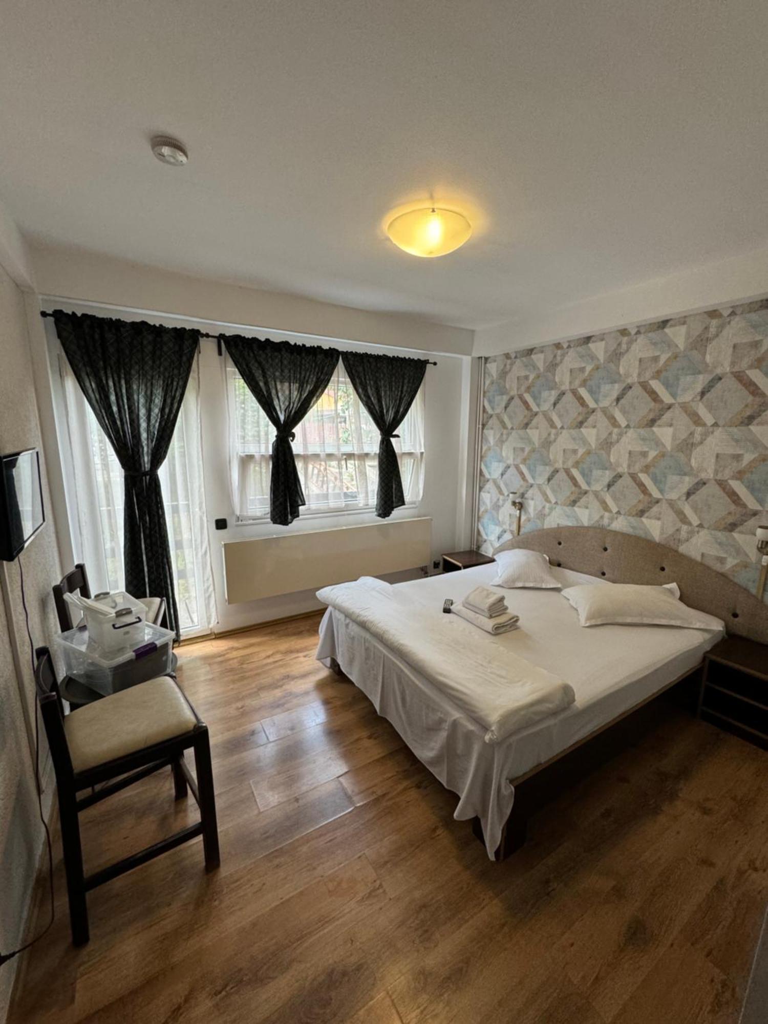 Casa David Hotel Buşteni Buitenkant foto